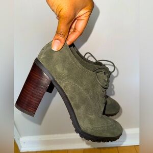 Tommy Hilfiger Naomi Suede Lace-up Oxford Heels
